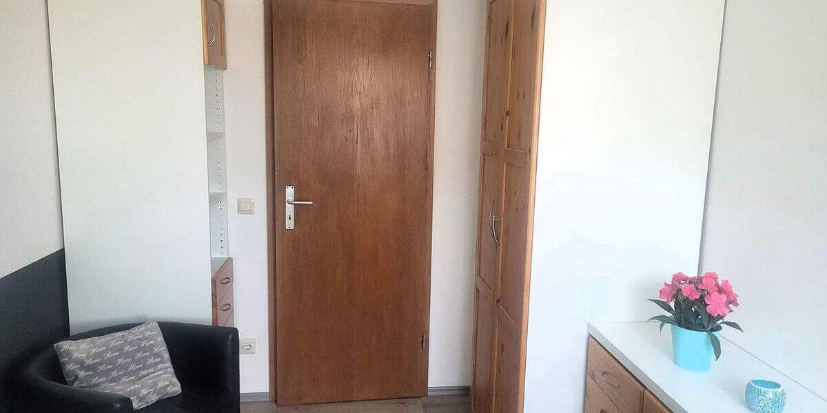 Zimmer Düren Lendersdorf - 280&euro; | Angebot:24793676