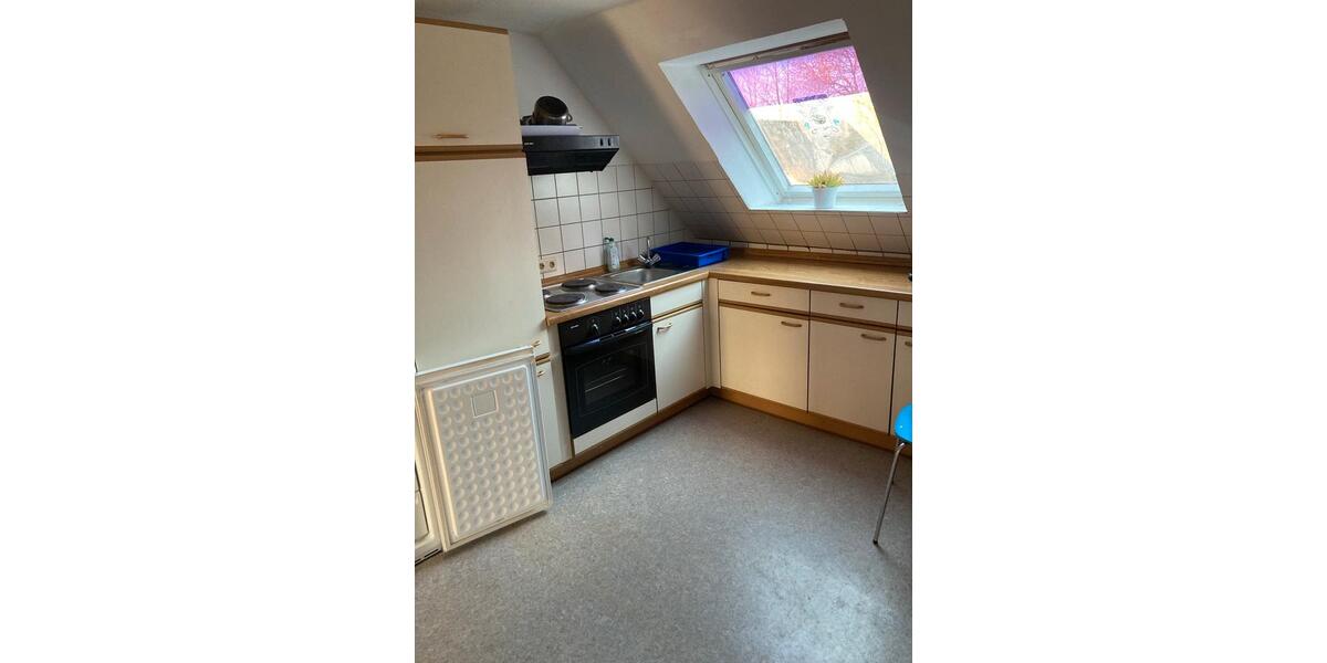 Dachgeschoßwohnung Westerstede - 5 Zimmer, 70 m&sup2;, 700&euro; | Angebot:25406441