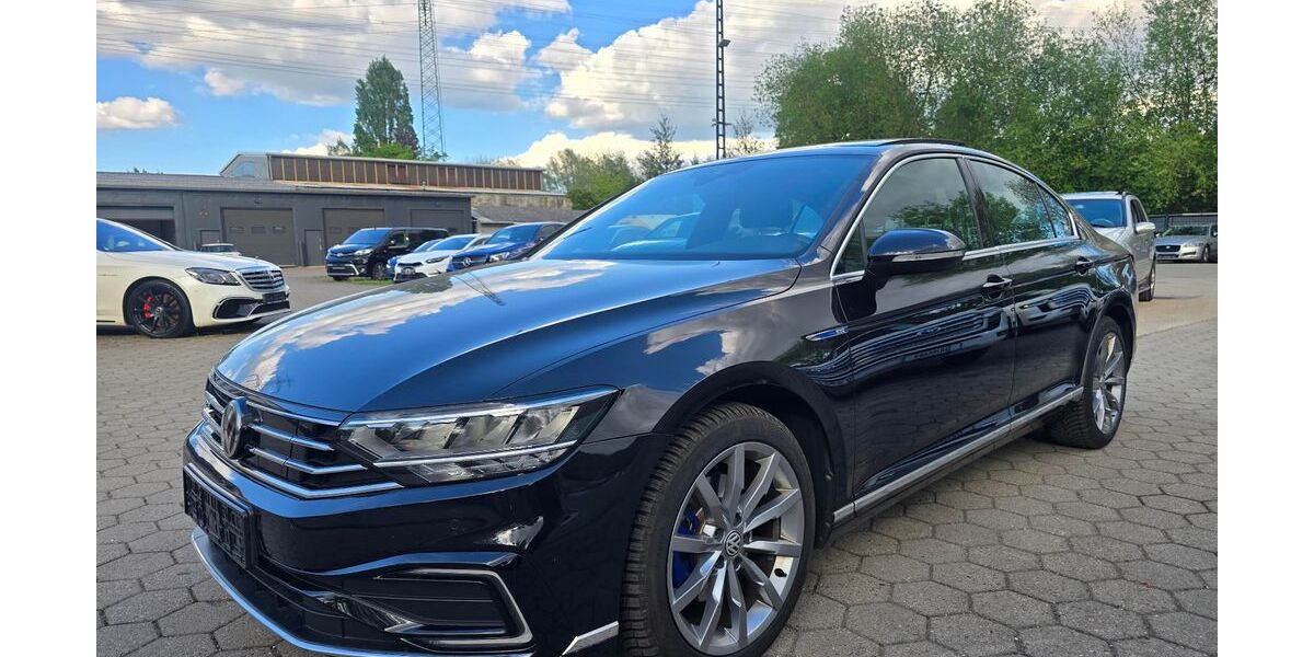 VW Passat 82.000 km 18.650 &euro; Hamburg 21079