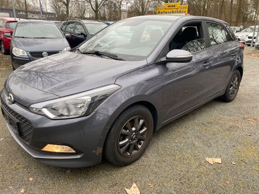 i20