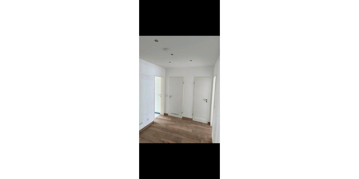 Hochparterre Garbsen - 3 Zimmer, 70 m&sup2;, 985&euro; | Angebot:26406970