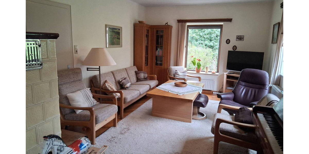 Mehrfamilienhaus, Wohnhaus Korbach Helmscheid - 7 Zimmer, 130 m&sup2;, 349.000&euro; | Angebot:26128048