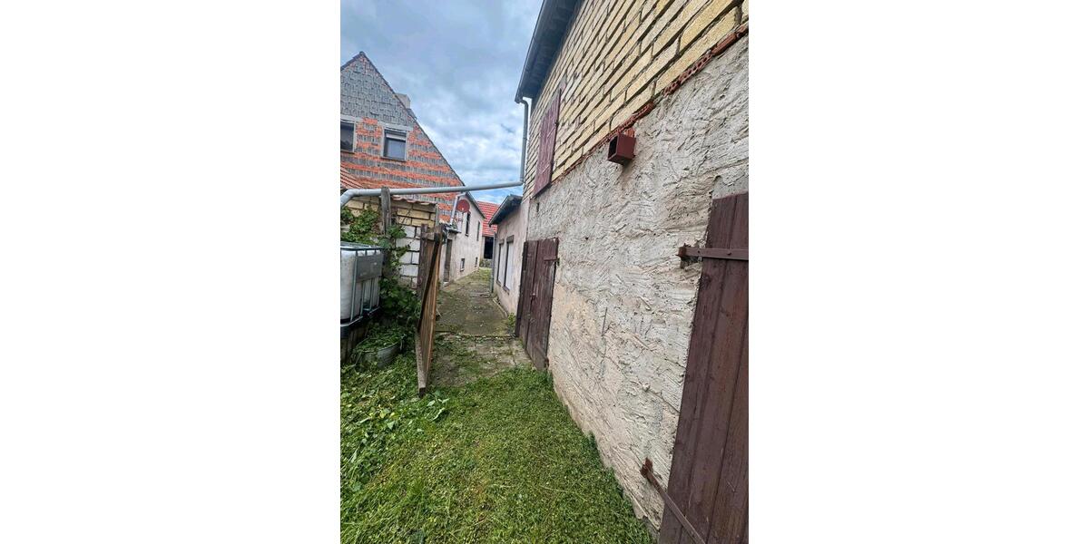 Einfamilienhaus Sömmerda - 8 Zimmer, 110 m&sup2;, 150.000&euro; | Angebot:27068384