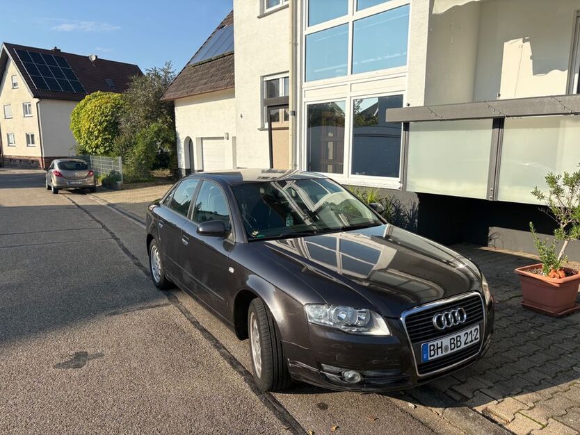 Audi A4 204.000 km 4.400 € Rheinmünster 77836