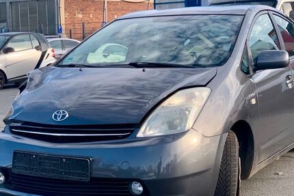 Toyota Prius 326.838 km 2.500 € Gelsenkirchen 45884
