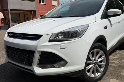 Ford Kuga 162.780 km 10.900 &euro; Hamm 59077