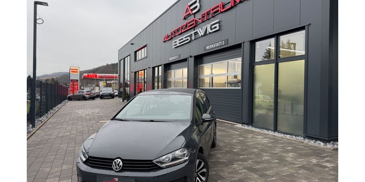 VW Golf Sportsvan 52.000 km 12.495 &euro; Bestwig-Nuttlar 59909