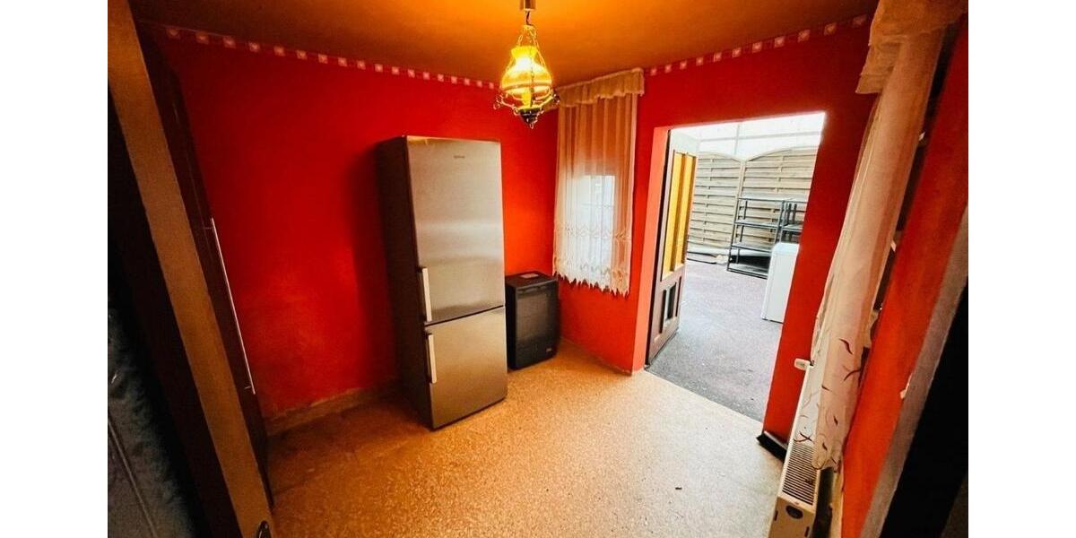Reihenhaus Eisleben (Lutherstadt) - 7 Zimmer, 132 m&sup2;, 37.000&euro; | Angebot:26393130