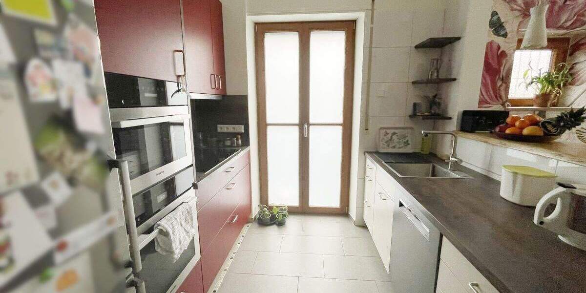 Einfamilienhaus Neu-Ulm Weststadt - 7 Zimmer, 198 m&sup2;, 490.000&euro; | Angebot:25355594