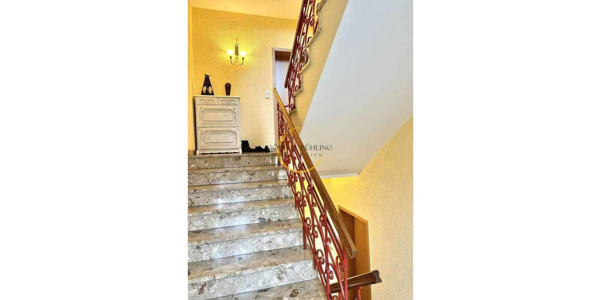 Etagenwohnung Gera Untermhaus - 3 Zimmer, 93 m&sup2;, 77.000&euro; | Angebot:25094673