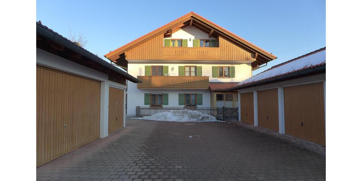 Dachgeschoßwohnung Benediktbeuern - 2.5 Zimmer, 71 m&sup2;, 980&euro; | Angebot:26293170