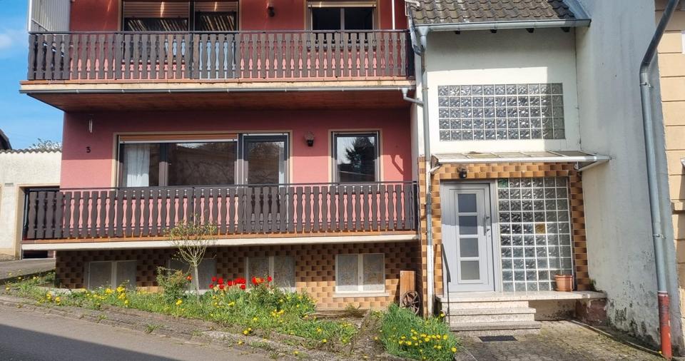 Reihenhaus Pfeffelbach - 5 Zimmer, 133 m&sup2;, 1.050&euro; | Angebot:26356089