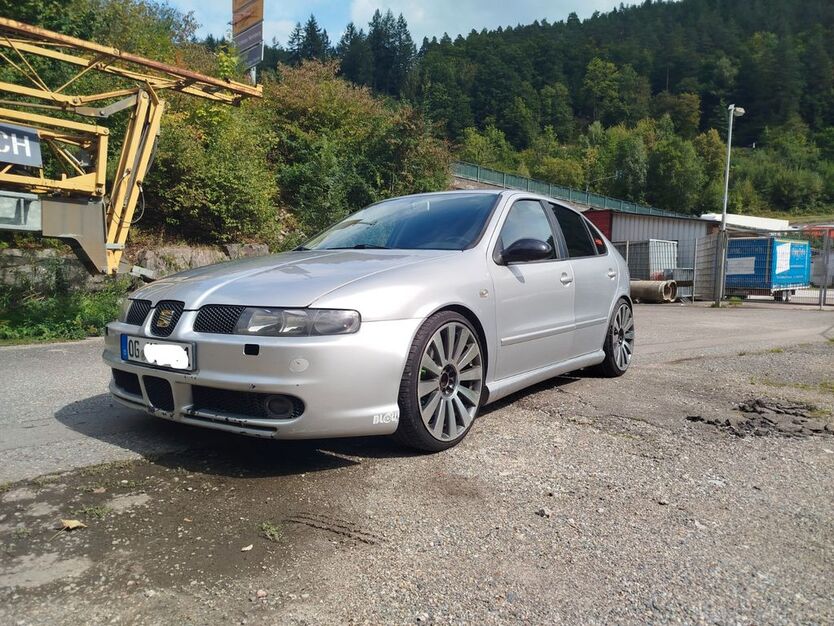 Seat Leon 254.000 km 2.750 € Gutach 77793