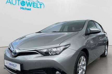 Toyota Auris 67.128 km 14.990 &euro; Beckdorf 21643