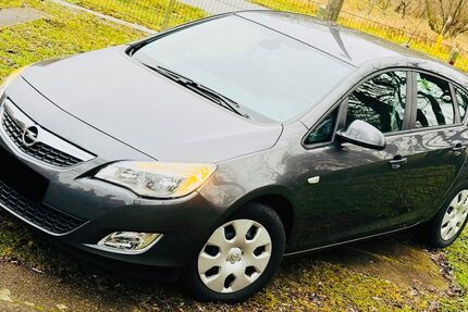 Opel Astra 145.000 km 5.300 &euro; Müllrose 15299