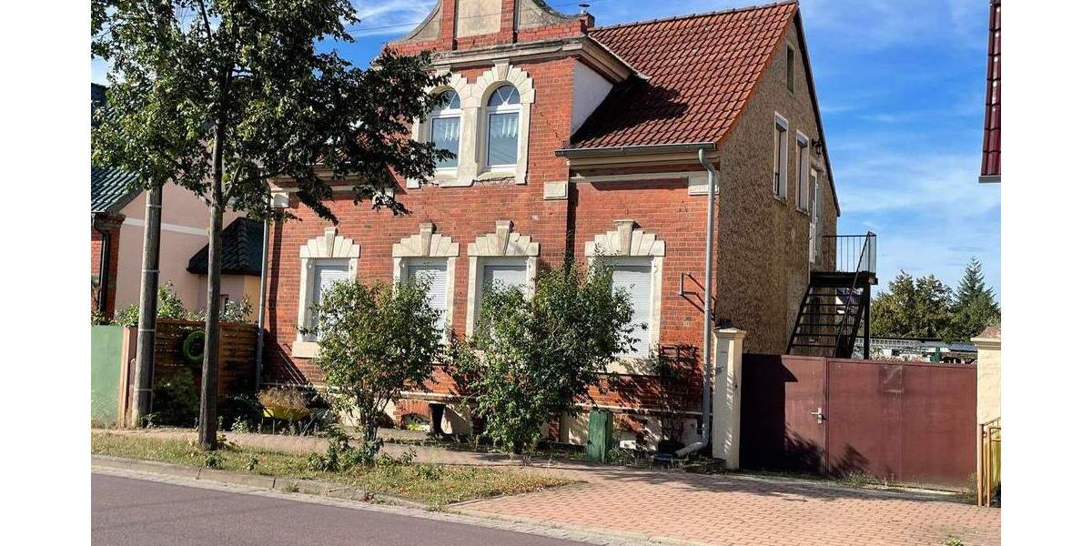Einfamilienhaus Güsen Güsen - 6 Zimmer, 150 m&sup2;, 71.000&euro; | Angebot:25050927