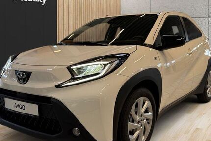 Toyota Aygo (X) 7.501 km 15.990 € Quakenbrück 49610