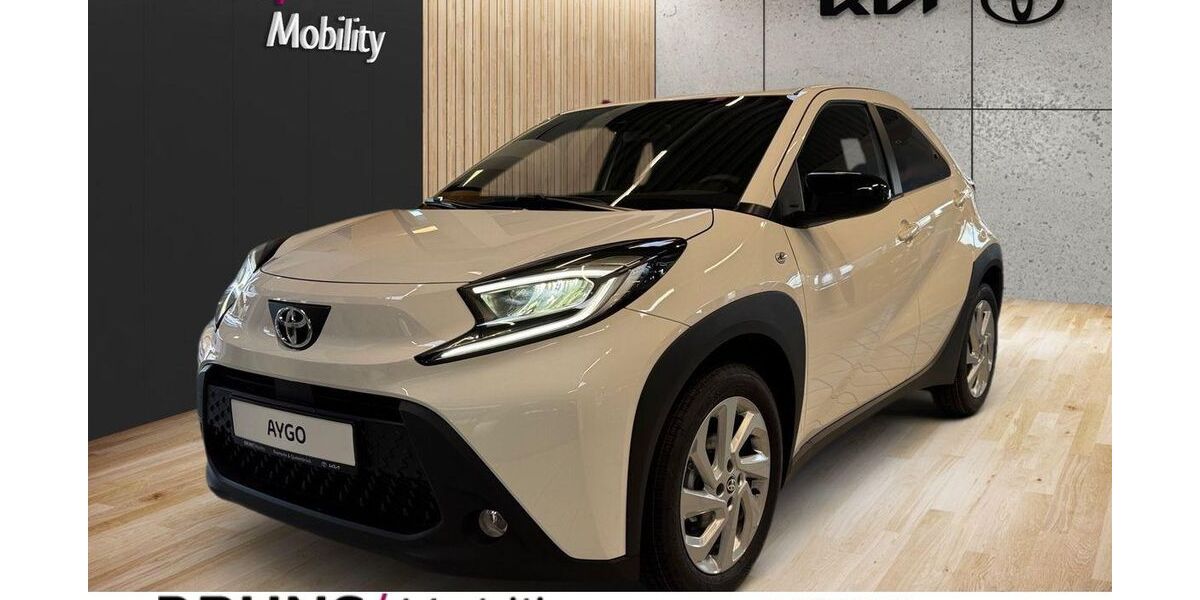 Toyota Aygo (X) 7.501 km 15.990 € Quakenbrück 49610