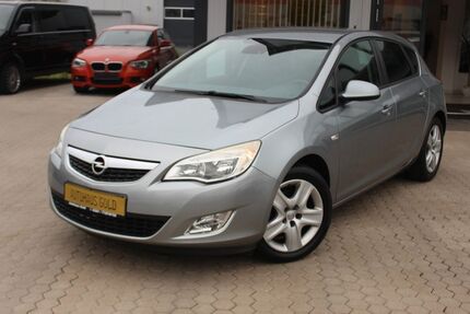 Opel Astra 181.046 km 5.390 € Rostock 18107