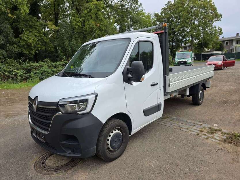 Renault Master 16.266 km 28.000 € Köln 51063