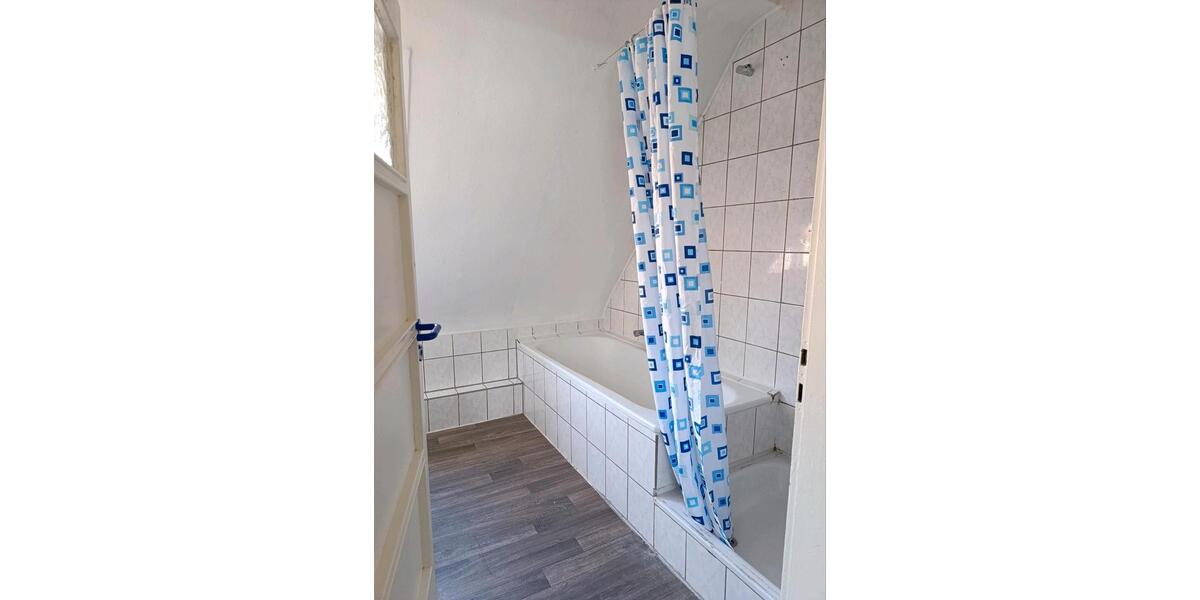 Dachgeschoßwohnung Mannheim Käfertal - 2 Zimmer, 45 m&sup2;, 800&euro; | Angebot:25958698