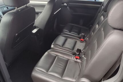 VW Touran 203.330 km 4.000 &euro; Ennigerloh 59320