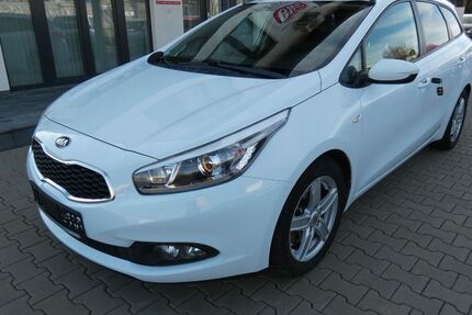 Kia ceed Sportswagon 141.000 km 6.990 &euro; Erfurt 99087
