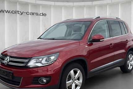 VW Tiguan 66.000 km 15.990 € Brandenburg 14772