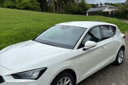 Seat Leon 35.000 km 18.900 &euro; Braunfels 35619