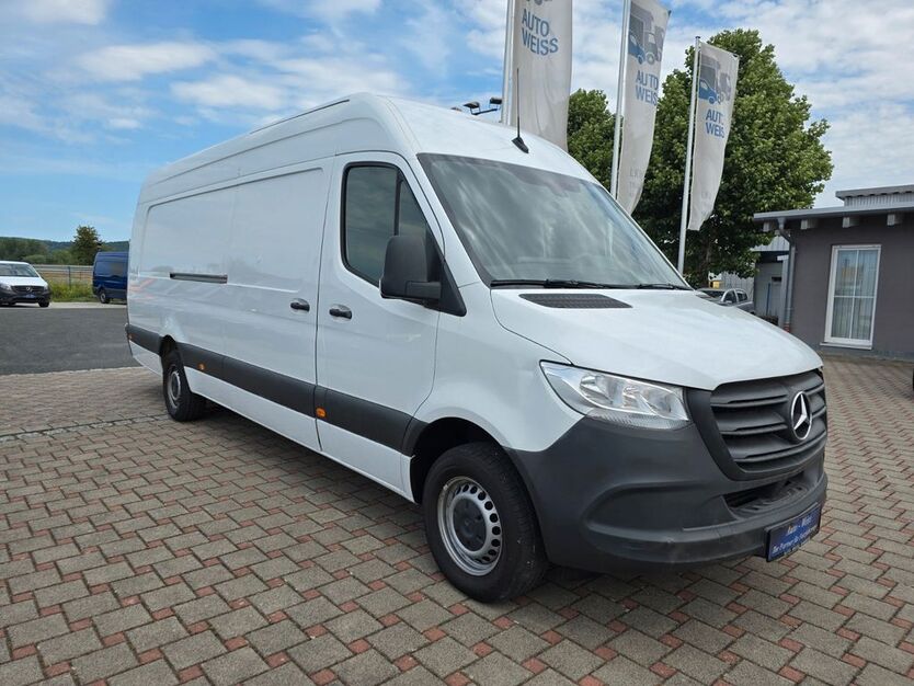 Mercedes-Benz Sprinter 92.000 km 22.990 € Bamberg 96052