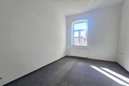 Wohnung Südliches Anhalt - 4 Zimmer, 120 m&sup2;, 600&euro; | Angebot:26262185