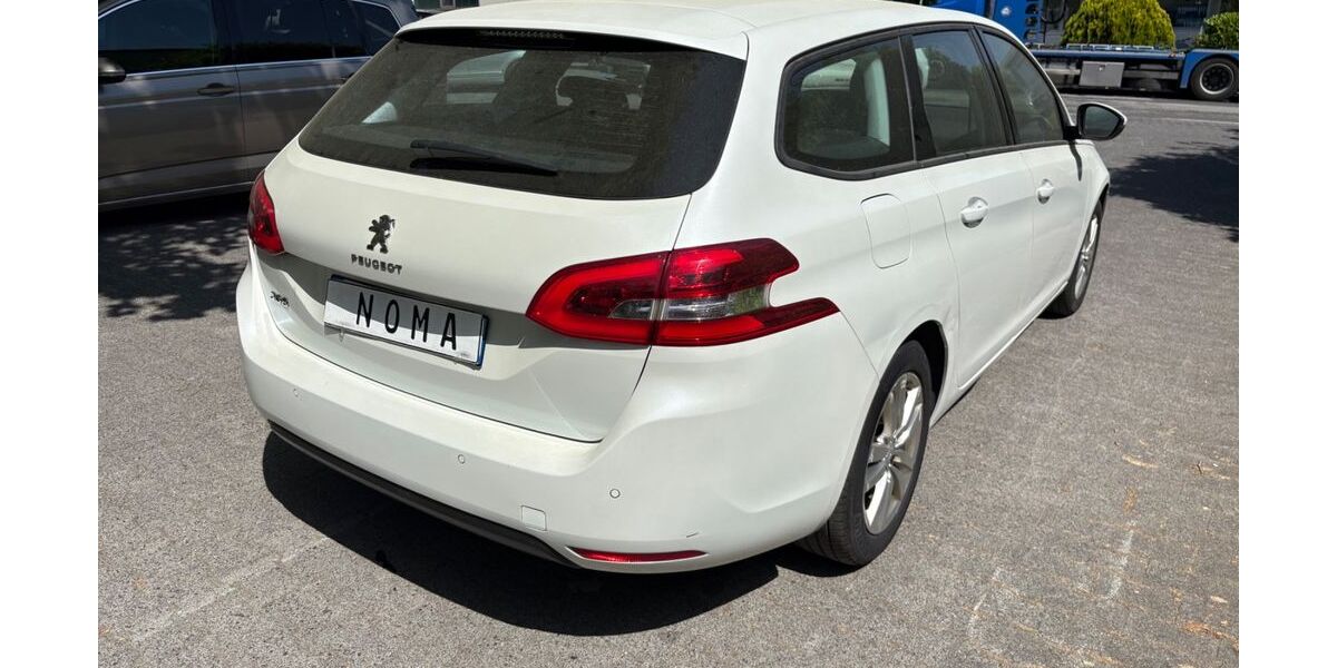 Peugeot 308 173.194 km 6.307 &euro; Frankfurt am Main 60389