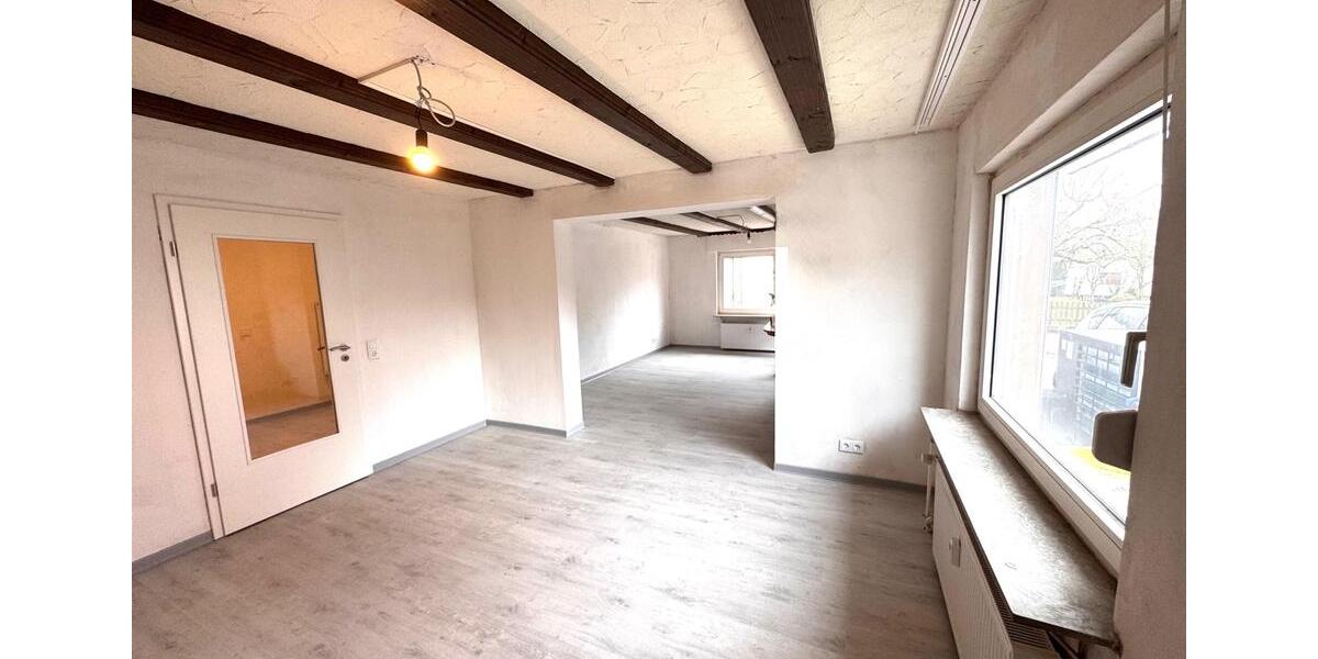 Erdgeschoßwohnung Gedern - 3 Zimmer, 90 m&sup2;, 750&euro; | Angebot:26577779