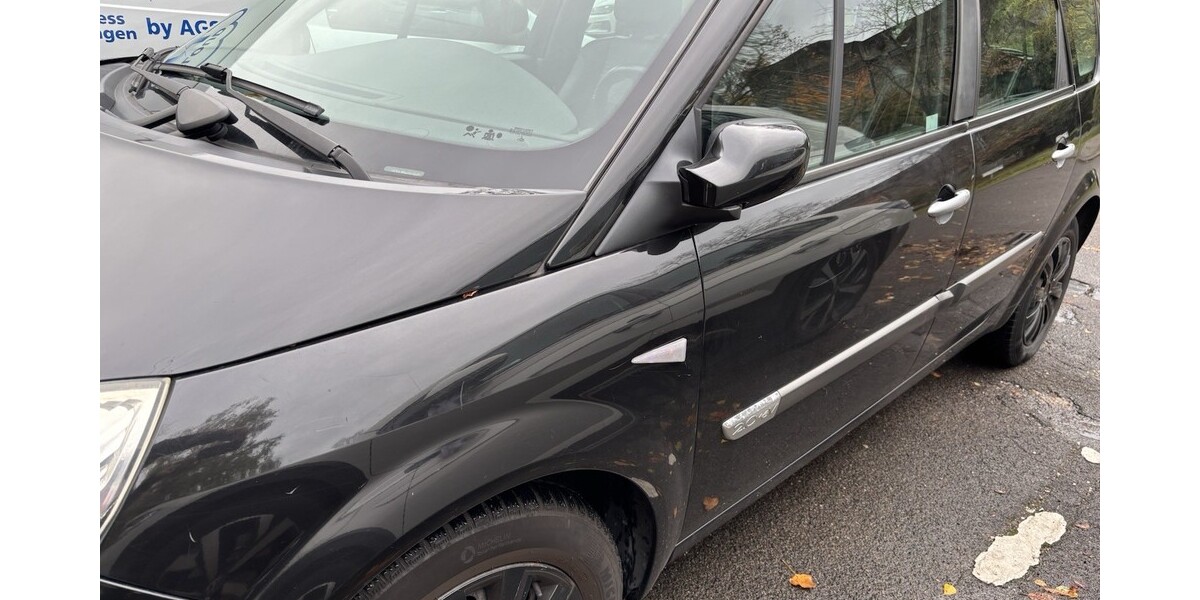 Renault Grand Scénic II 2.0 16V (JM0U) – 7-Sitzer 158.000 km 1.500 &euro; Stuttgart 70173