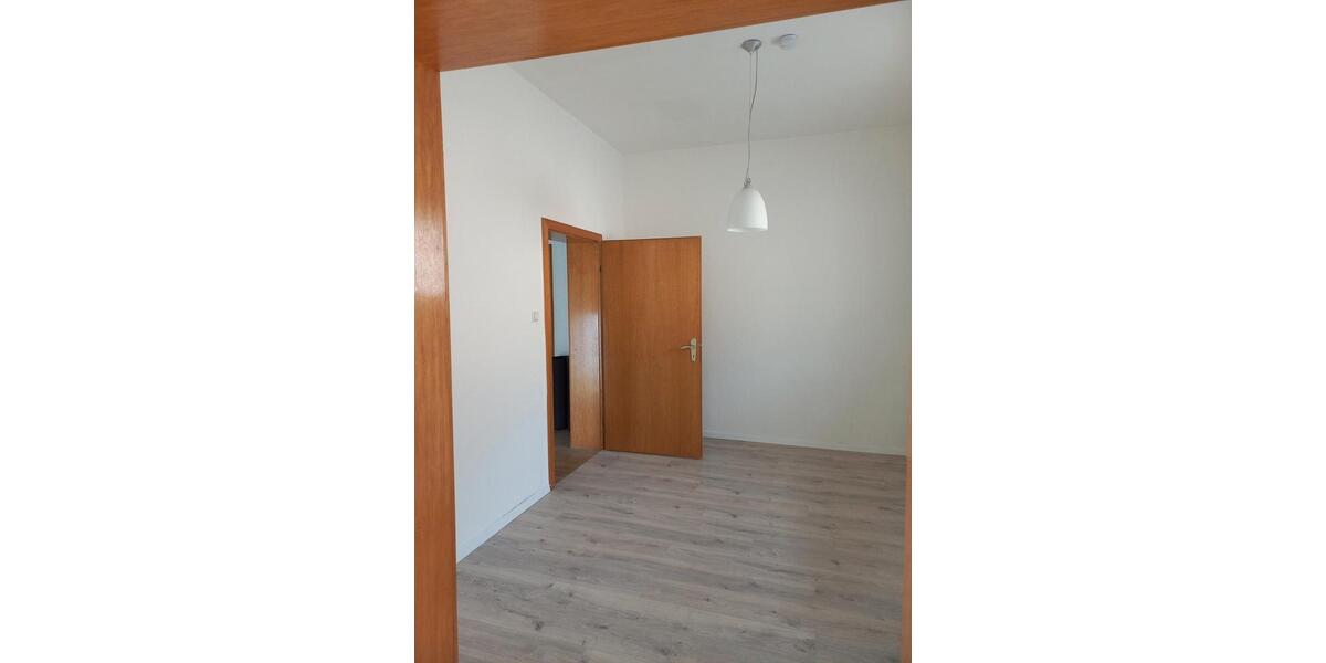 Einfamilienhaus Andernach - 5 Zimmer, 110 m&sup2;, 1.050&euro; | Angebot:26198999