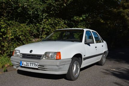 Opel Kadett 95.500 km 1.100 &euro; Wuppertal 42119