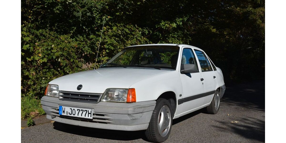 Opel Kadett 95.500 km 1.100 &euro; Wuppertal 42119