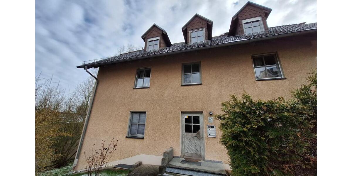 Etagenwohnung Hof Neuhof - 3 Zimmer, 80 m&sup2;, 600&euro; | Angebot:25804394