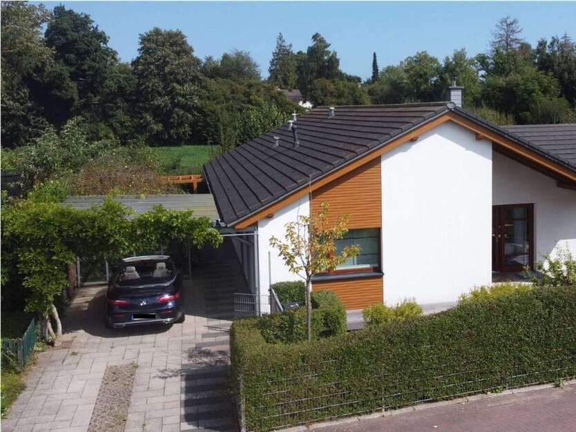 Haus zum Mieten in Lensahn 1.800 € 140 m² 3 zimmer