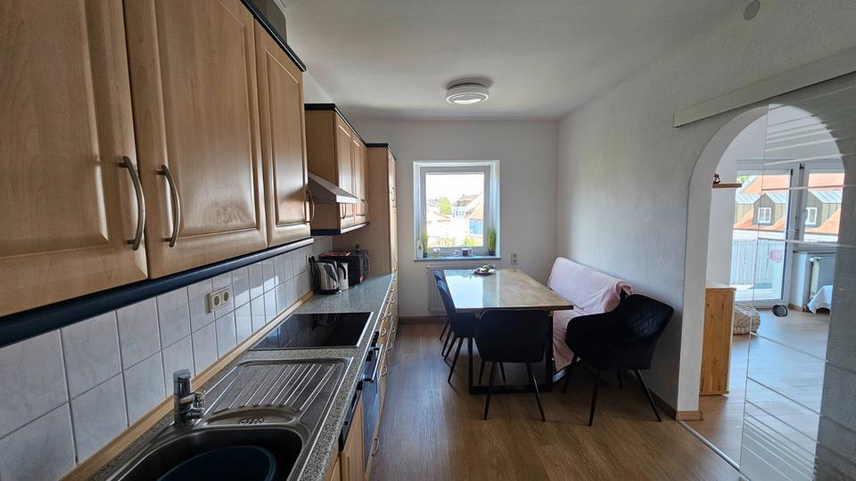 Dachgeschoßwohnung Plattling - 3 Zimmer, 85 m&sup2;, 1.090&euro; | Angebot:26462935