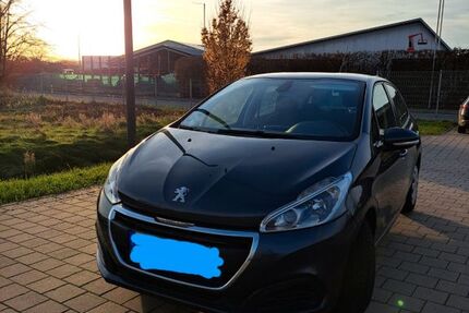 Peugeot 208 125.000 km 5.700 &euro; Friedrichshafen 88046