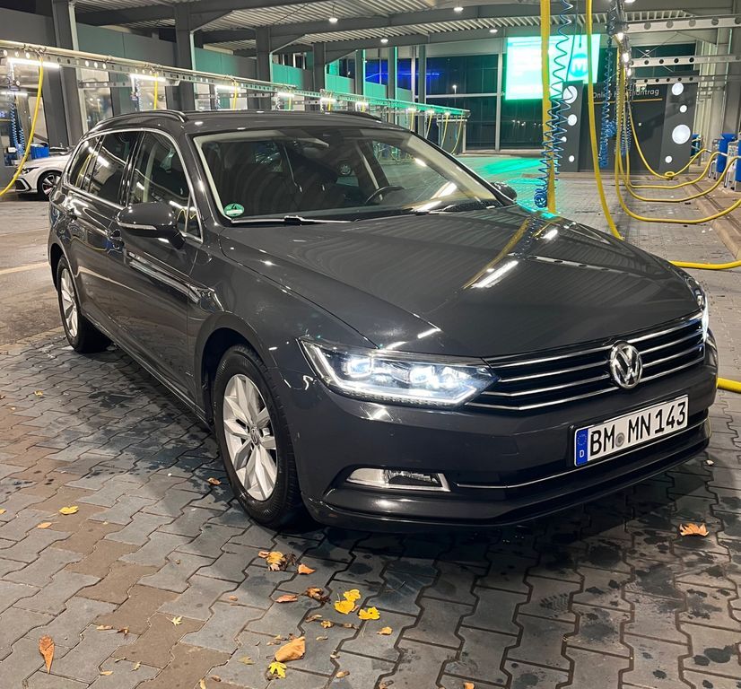 VW Passat 249.000 km 13.200 € Dinslaken 46535