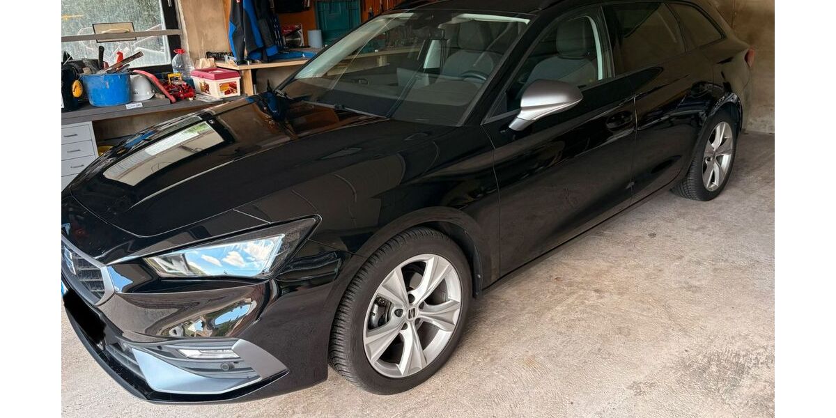 Seat Leon 8.800 km 30.800 &euro; Lebach 66822
