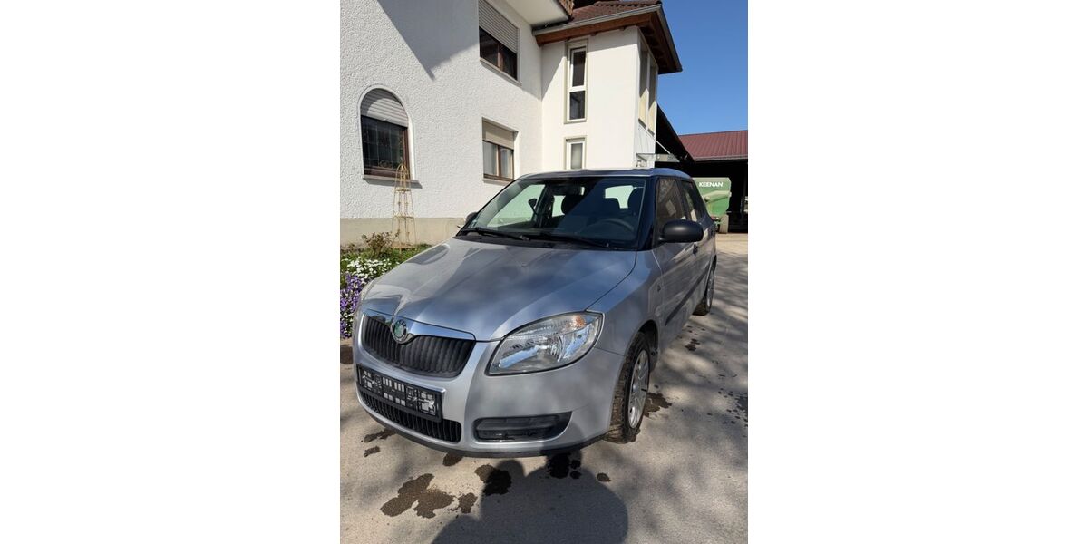 Skoda Fabia 154.615 km 2.900 &euro; Neukirch 88099