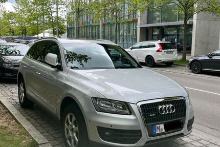 Audi Q5 260.000 km 11.990 &euro; München 81827