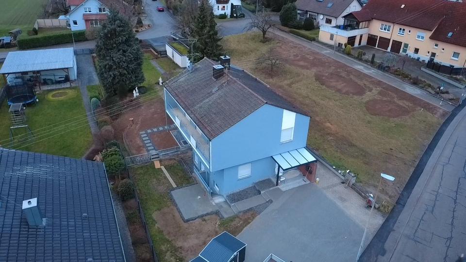 Erdgeschoßwohnung Brackenheim - 4 Zimmer, 100 m&sup2;, 1.350&euro; | Angebot:25418138