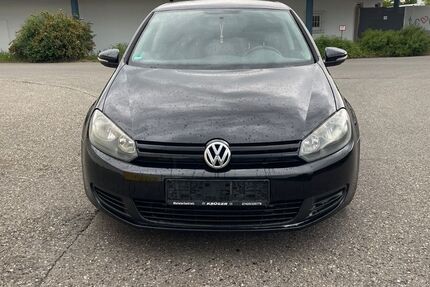 VW Golf 270.000 km 2.550 &euro; Trossingen 78647