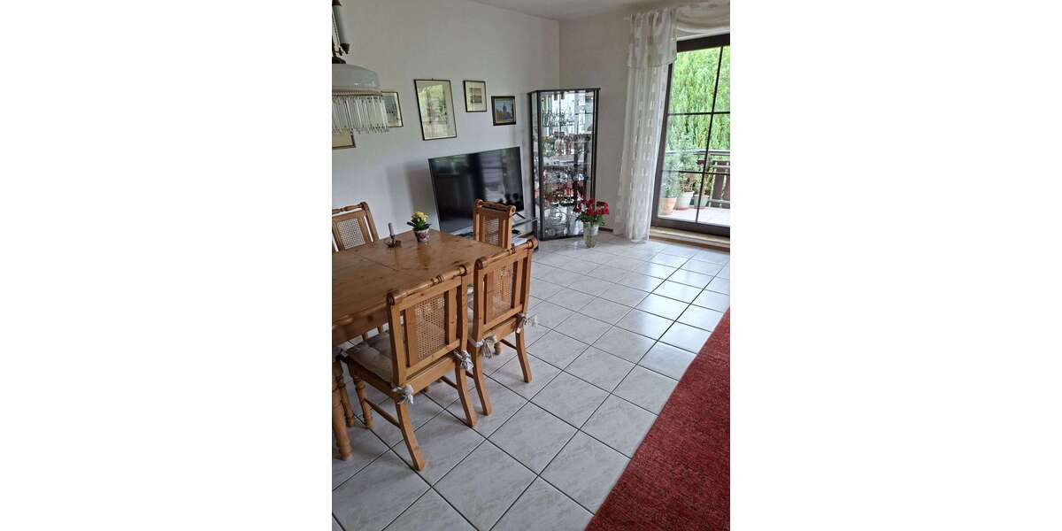 Etagenwohnung Lohrsdorf Lohrsdorf - 5 Zimmer, 130 m&sup2;, 329.000&euro; | Angebot:26885413
