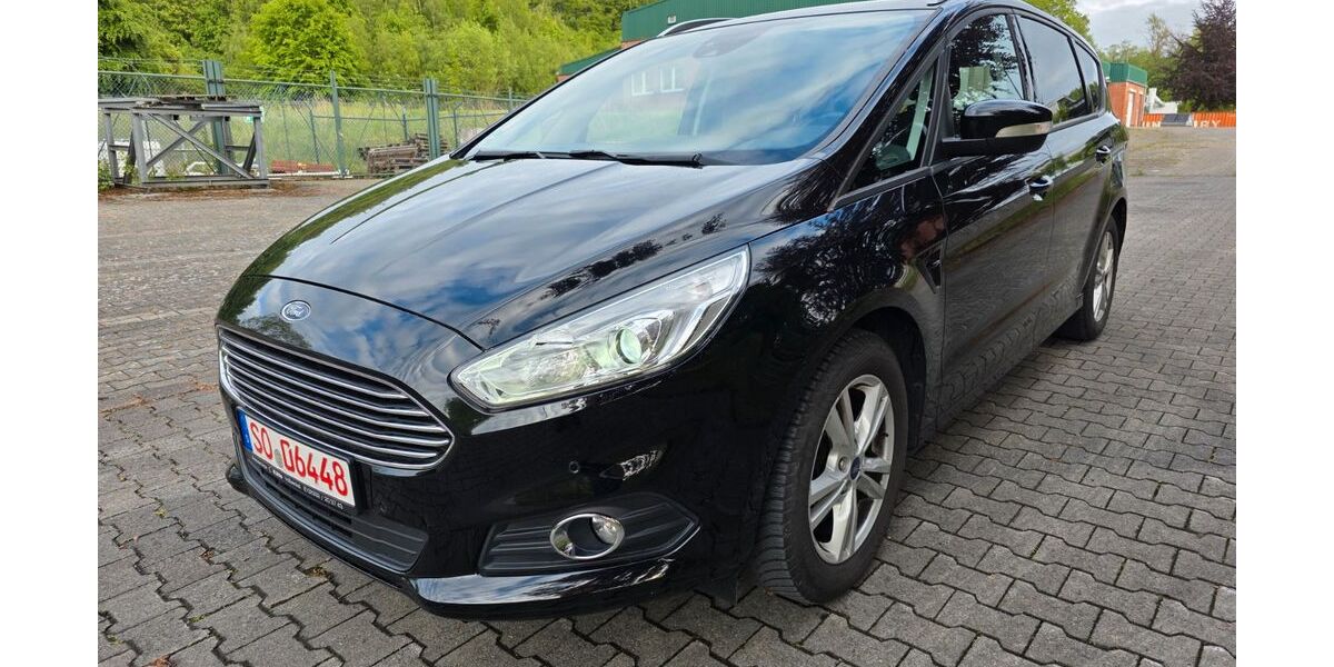 Ford S-Max 126.000 km 12.900 &euro; Möhnesee 59519