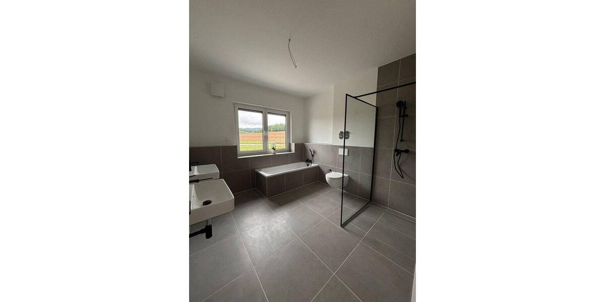 Etagenwohnung Kirchroth (Aufroth) Aufroth - 3 Zimmer, 85 m&sup2;, 1.125&euro; | Angebot:26886512